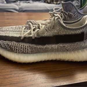 Men’s Yeezy size 11.5